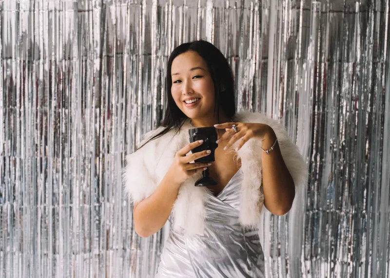 Party of One, Impact of Many: The Solo Guest's Playbook for Owning Any Room You Walk Into